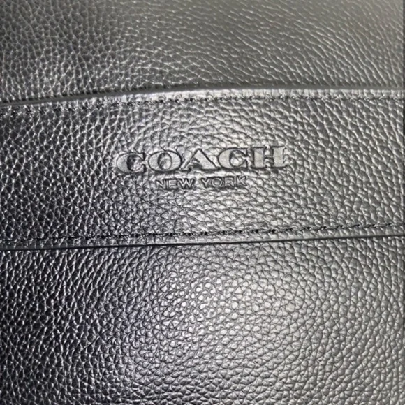 (Unistyle) NWOT Coach Black Leather Charles Pack - Picture 3 of 8